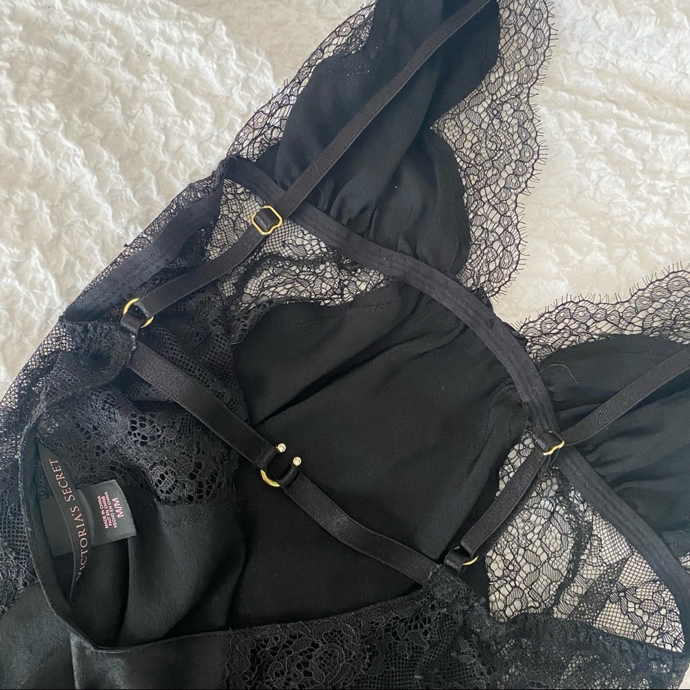 Victoria’s Secret + Black Silk & Lace Lingerie + M